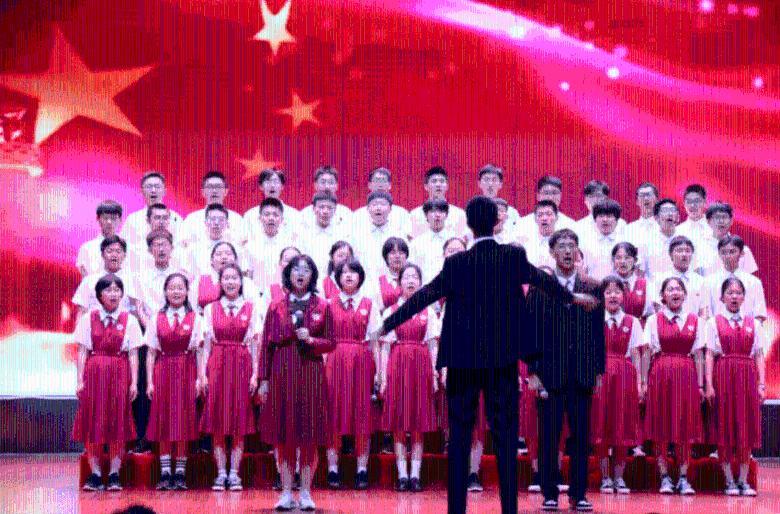 强扭的瓜不甜?《繁花》质疑声不断,李立群算是说到点子上了
